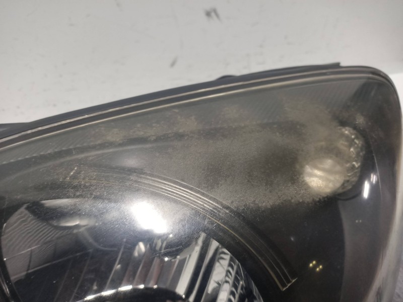 Recambio de faro izquierdo para kia sportage 2.0 cat referencia OEM IAM   