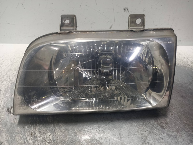 Recambio de faro izquierdo para kia sportage 2.0 turbodiesel cat referencia OEM IAM   
