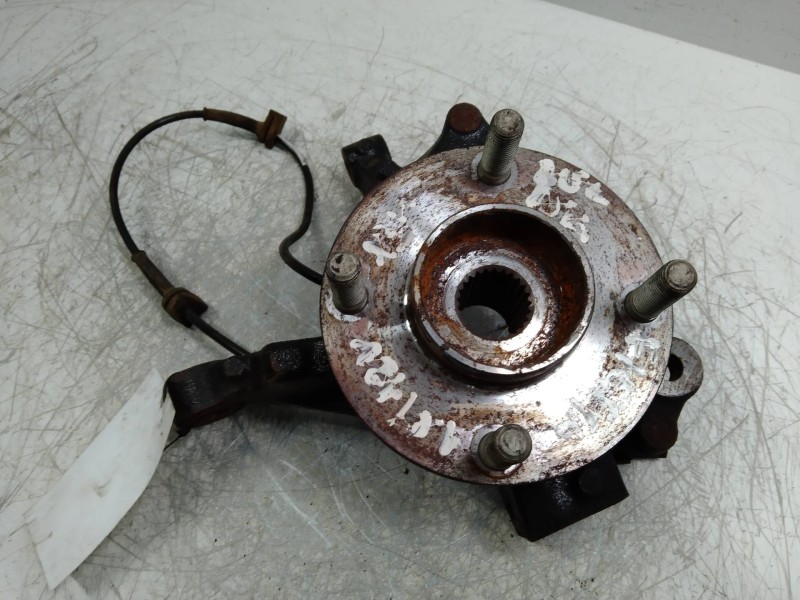 Recambio de mangueta delantera derecha para ford fiesta (ccn) sync edition referencia OEM IAM   