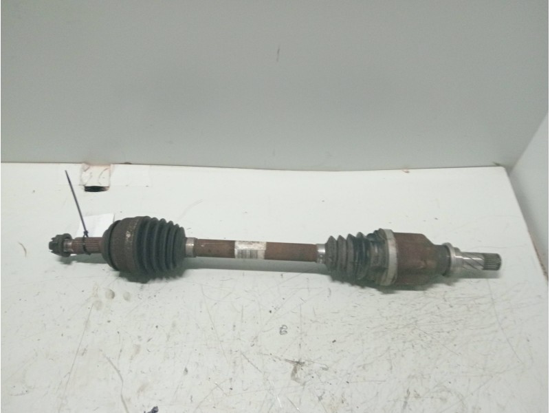 Recambio de transmision delantera izquierda para dacia logan ambiance referencia OEM IAM 8200543477  