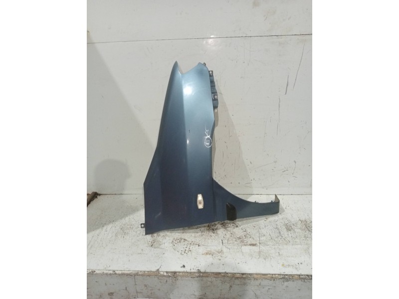 Recambio de aleta delantera derecha para hyundai matrix (fc) 1.5 crdi gls referencia OEM IAM   