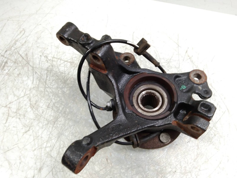 Recambio de mangueta delantera izquierda para ford fiesta (ccn) sync edition referencia OEM IAM   