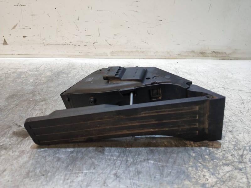 Recambio de potenciometro pedal para mercedes clase c (w205) familiar c 220 t cdi bluetec (205.204) referencia OEM IAM A20530000