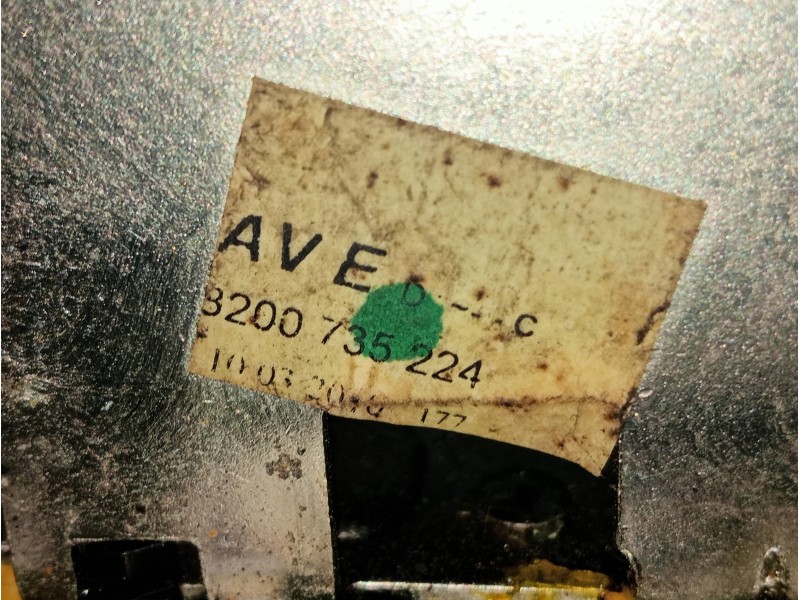 Recambio de motor cierre centralizado delantero derecho para dacia sandero ambiance referencia OEM IAM 8200735224  5P