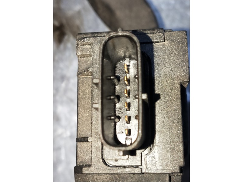 Recambio de potenciometro pedal para seat ibiza (kj1) style go referencia OEM IAM 2Q1723503  