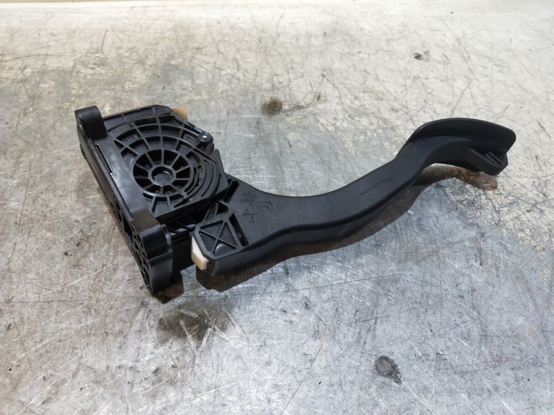 Recambio de potenciometro pedal para fiat doblo ii cargo (263) 1.6 jtdm 16v cat referencia OEM IAM 86ET40 9674829780 0280755269