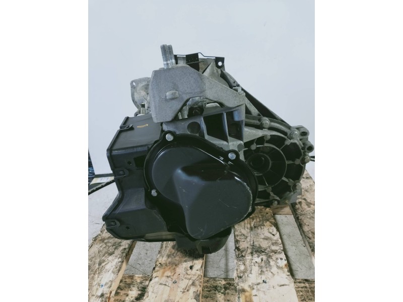 Recambio de caja cambios para ford fiesta (ccn) trend referencia OEM IAM 8A6R7002JL T6TA1 310315 000696 5V