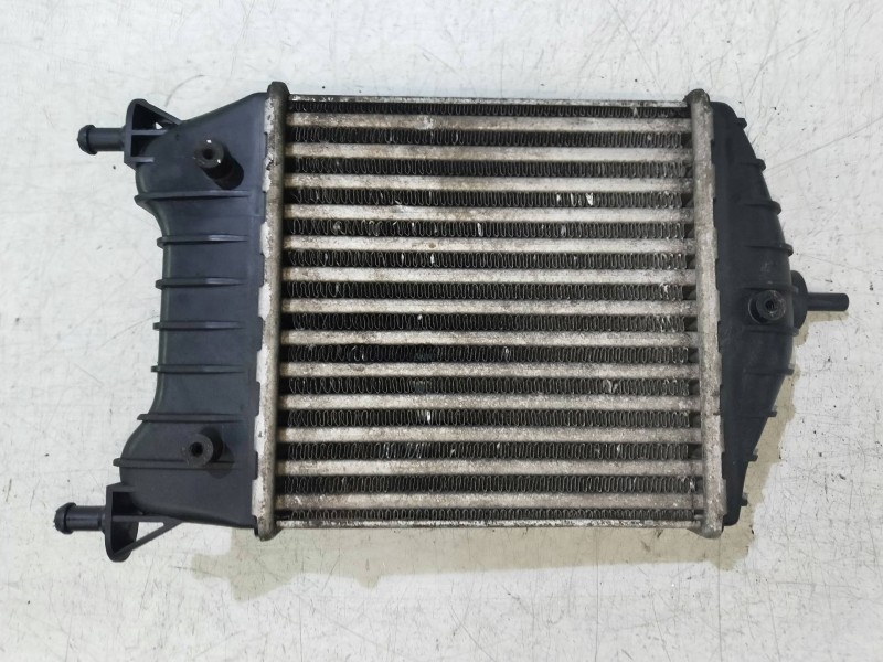 Recambio de intercooler para fiat punto berlina (188) 1.9 jtd 85 dynamic referencia OEM IAM 46764253  