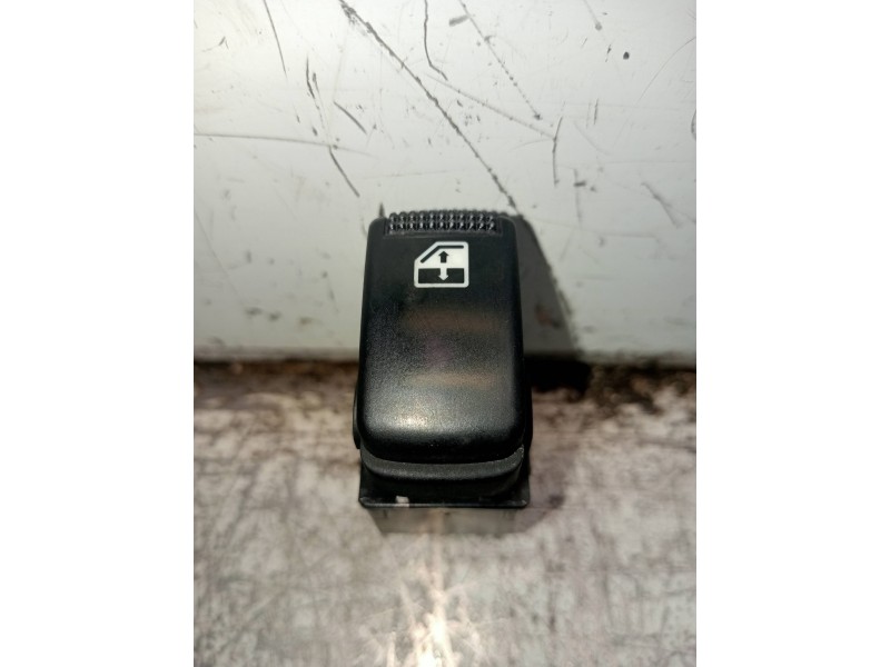 Recambio de mando elevalunas delantero derecho para hyundai matrix (fc) 1.5 crdi gls referencia OEM IAM   