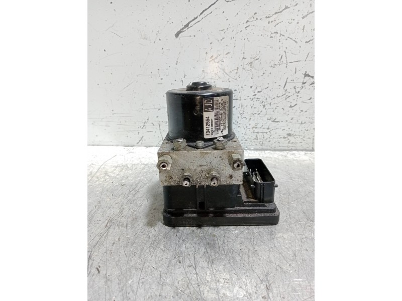 Recambio de abs para opel astra j lim. 4türig business referencia OEM IAM 10096045853 28560081043 13412554 10020604464