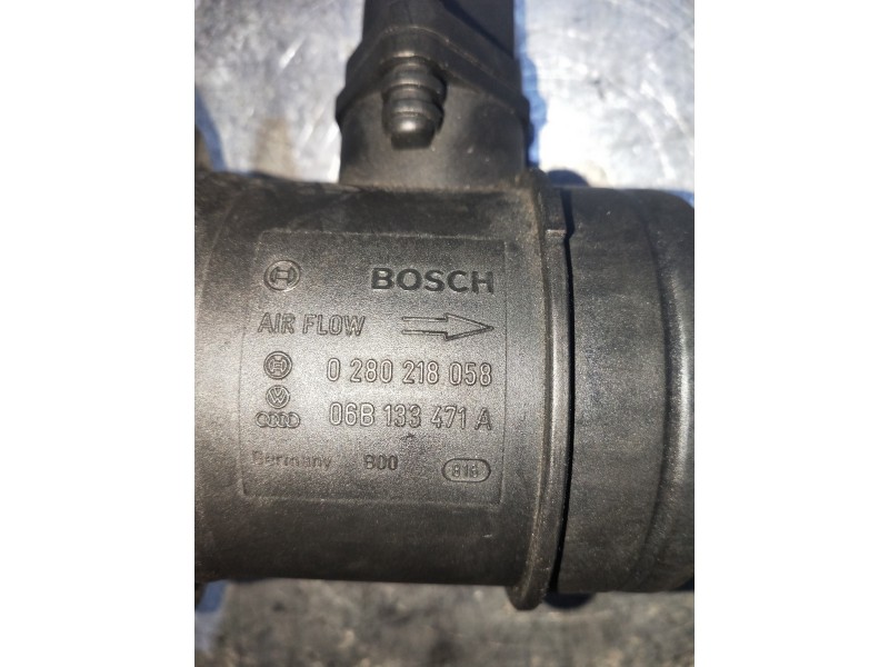 Recambio de caudalimetro para audi a4 berlina (8e) 2.0 referencia OEM IAM 0280218058 068133471A 