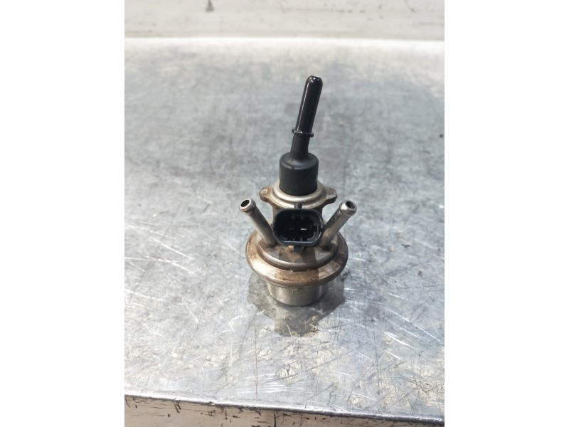 Recambio de inyector para mercedes clase c (w205) familiar c 220 t cdi bluetec (205.204) referencia OEM IAM A0004901113 04444025