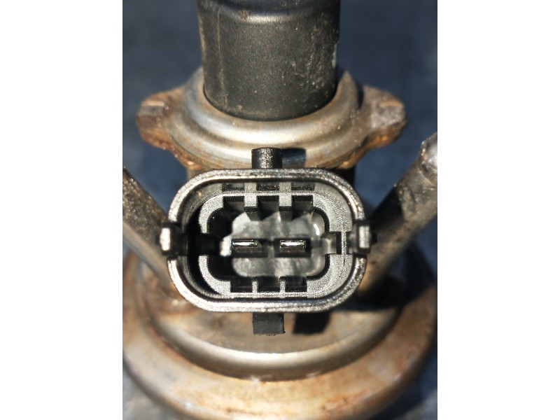 Recambio de inyector para mercedes clase c (w205) familiar c 220 t cdi bluetec (205.204) referencia OEM IAM A0004901113 04444025