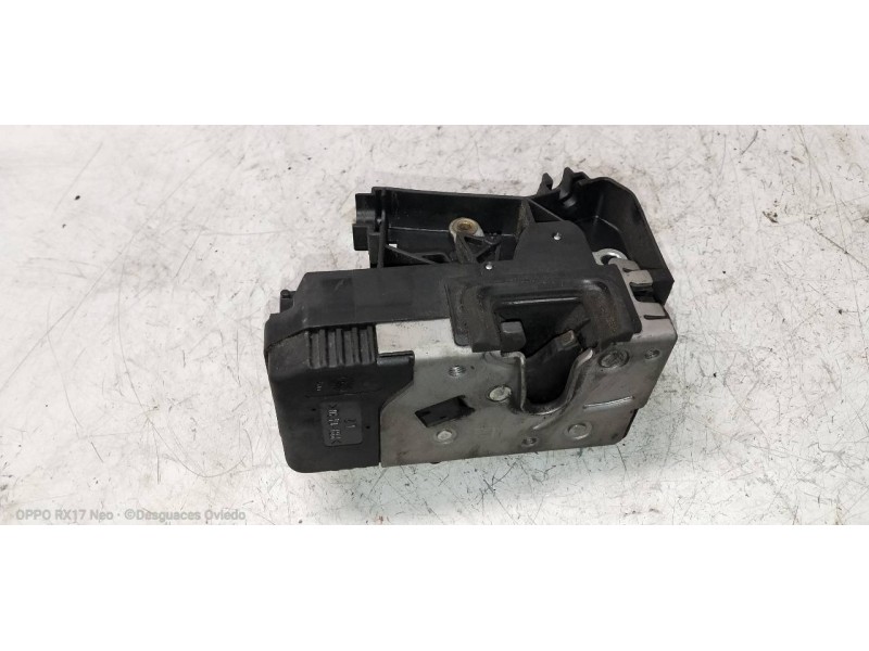 Recambio de motor cierre centralizado delantero izquierdo para opel corsa c enjoy referencia OEM IAM 13203899  