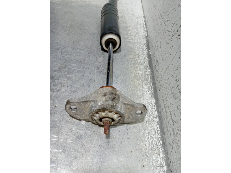 Recambio de amortiguador trasero derecho para fiat linea (110) dynamic referencia OEM IAM 51805320  