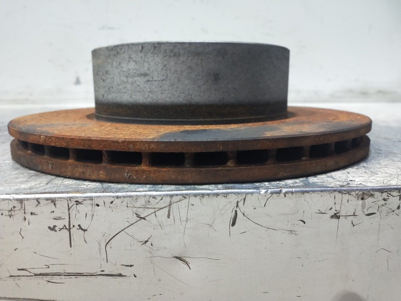 Recambio de disco freno delantero para bmw serie 1 berlina (e81/e87) 118d referencia OEM IAM   VENTILADO