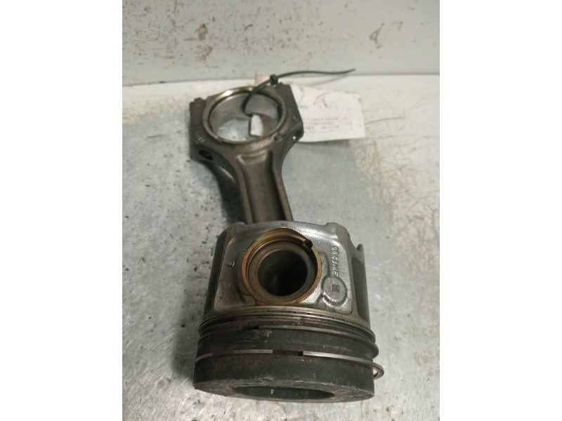 Recambio de piston para bmw serie 5 lim. (f10) 520d referencia OEM IAM 0843ME  