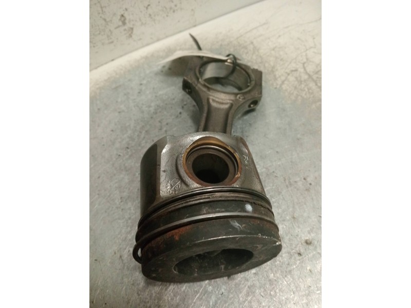 Recambio de piston para bmw serie 5 lim. (f10) 520d referencia OEM IAM 0843ME  