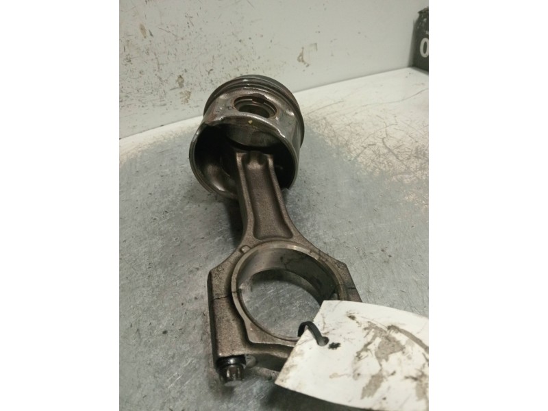 Recambio de piston para bmw serie 5 lim. (f10) 520d referencia OEM IAM 0843ME  