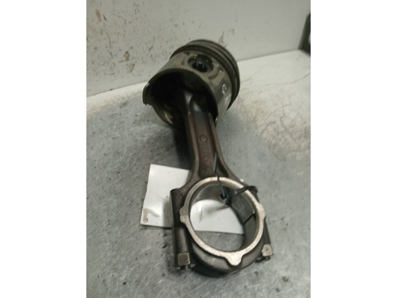 Recambio de piston para mitsubishi montero (v20/v40) 2500 td gl (2-ptas.) referencia OEM IAM JB1509  