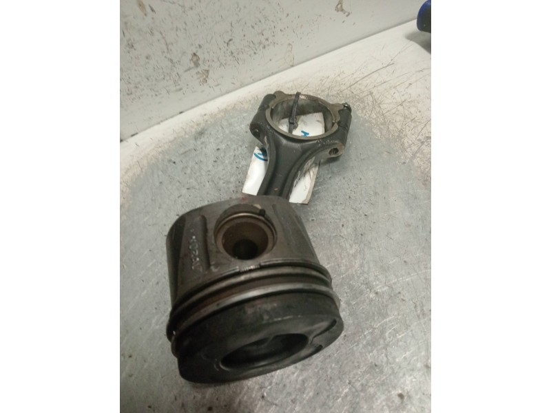 Recambio de piston para mercedes clase a (w169) a 180 cdi (169.007) referencia OEM IAM 8340A  