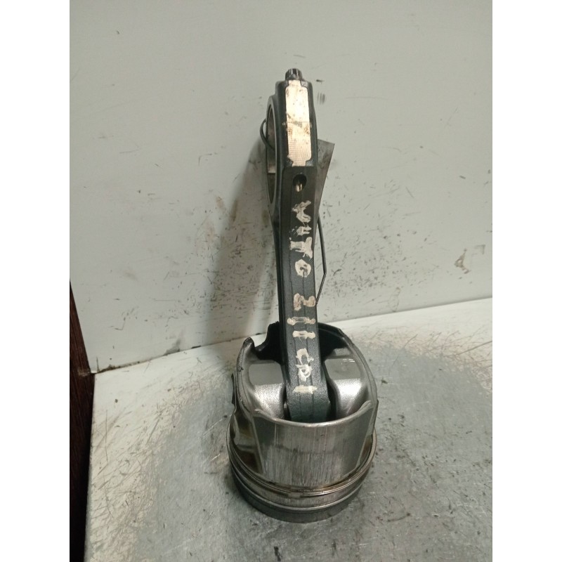 Recambio de piston para mercedes vito kombi (639) 113 cdi crew lang (639.603) referencia OEM IAM 65100  