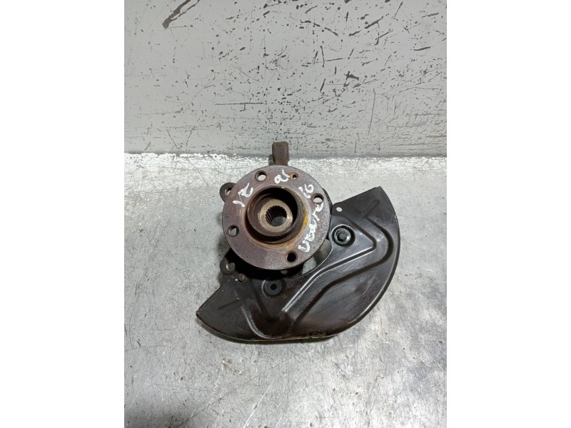 Recambio de mangueta delantera izquierda para volkswagen vento (1h2) gl referencia OEM IAM   