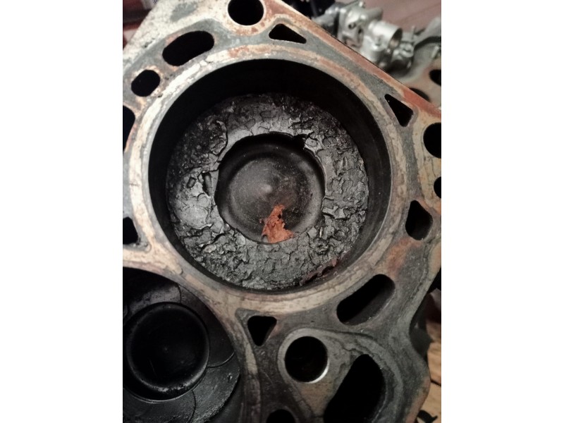 Recambio de despiece motor para bmw x3 (e83) 2.0d referencia OEM IAM 204D5 84265774 