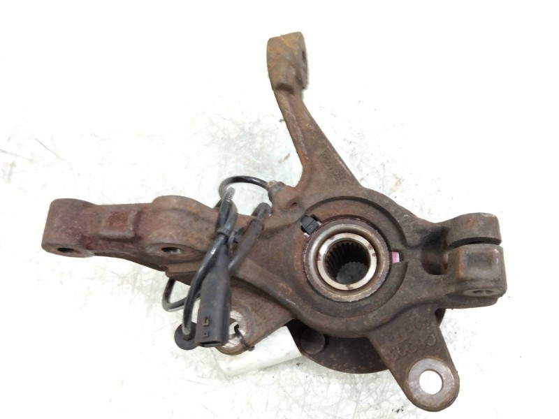 Recambio de mangueta delantera derecha para ford fiesta (cb1) 1.25 16v cat referencia OEM IAM   