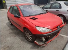 peugeot 206 berlina del año 2001