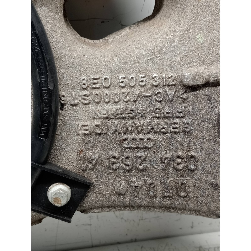 Recambio de brazo suspension inferior trasero derecho para audi a4 berlina (8e) 2.0 referencia OEM IAM 8E0505312  