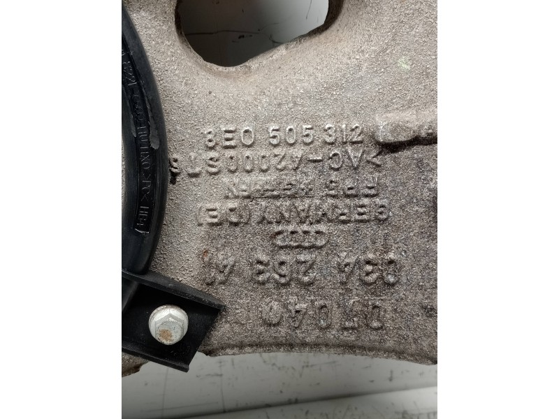 Recambio de brazo suspension inferior trasero derecho para audi a4 berlina (8e) 2.0 referencia OEM IAM 8E0505312  