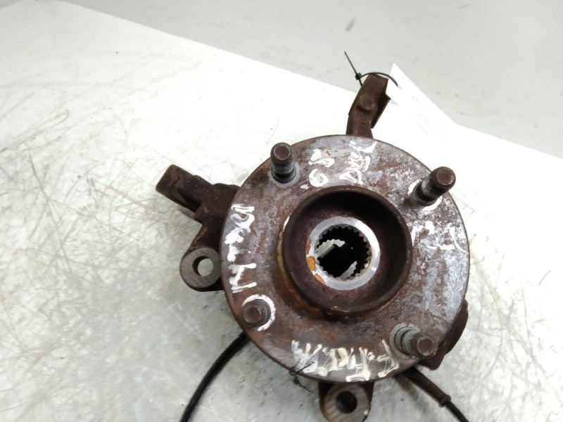 Recambio de mangueta delantera izquierda para ford fiesta (cb1) titanium referencia OEM IAM   