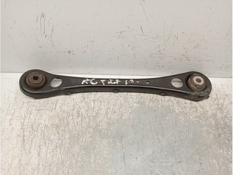 Recambio de brazo suspension superior trasero izquierdo para audi a6 avant (4f5) 3.0 tdi quattro (171kw) referencia OEM IAM 4F05