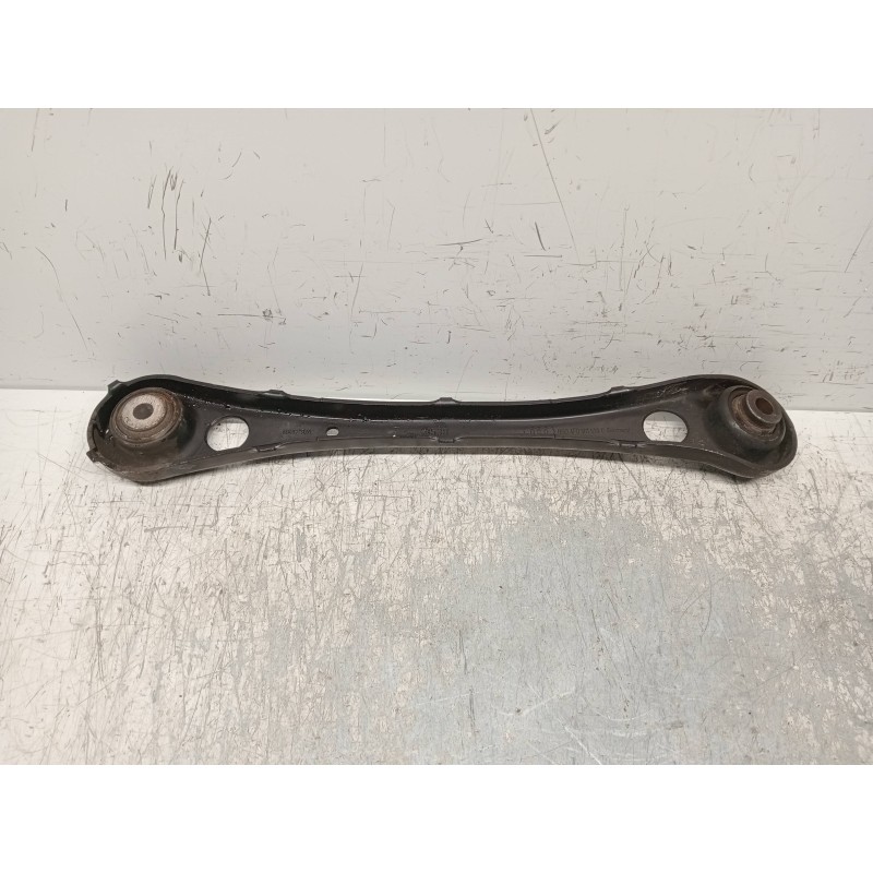 Recambio de brazo suspension superior trasero izquierdo para audi a6 avant (4f5) 3.0 tdi quattro (171kw) referencia OEM IAM 4F05