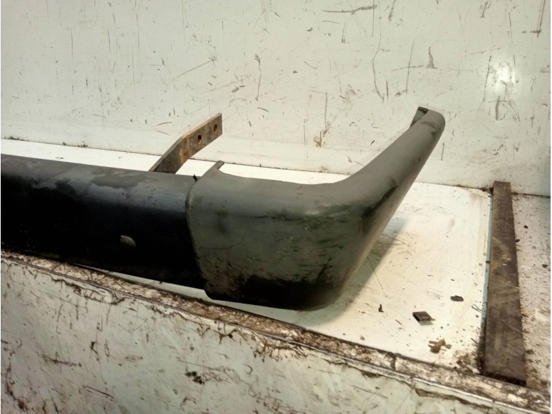 Recambio de paragolpes trasero para ford fiesta berl./courier surf referencia OEM IAM   