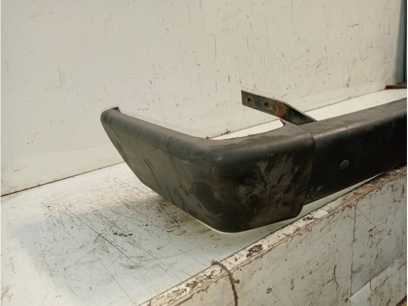 Recambio de paragolpes trasero para ford fiesta berl./courier surf referencia OEM IAM   