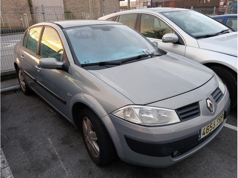renault megane ii classic berlina del año 2004
