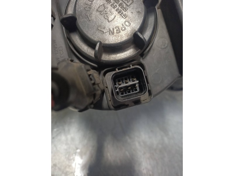 Recambio de faro izquierdo para kia shuma ii 1.6 ls berlina portón referencia OEM IAM   