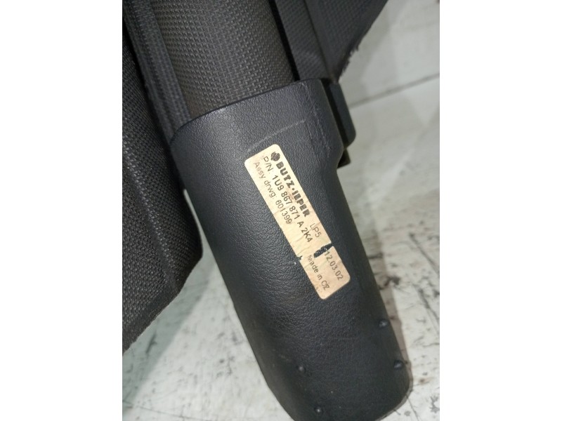 Recambio de bandeja trasera para skoda octavia berlina (1u2) ambiente referencia OEM IAM 1U9867871A2K4  