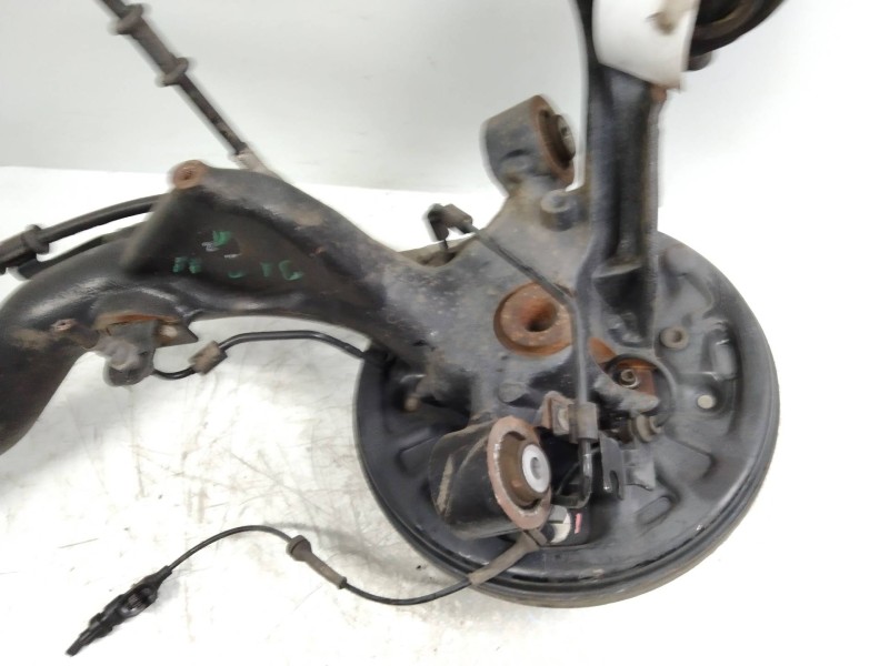 Recambio de mangueta trasera izquierda para fiat doblo active referencia OEM IAM   