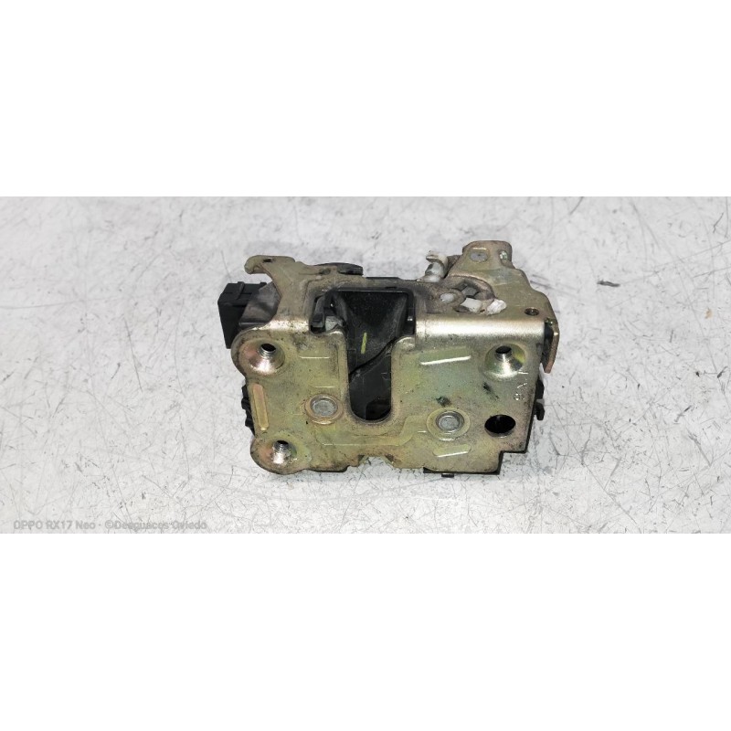 Recambio de motor cierre centralizado trasero derecho para renault kangoo (f/kc0) confort expression referencia OEM IAM   LATERA