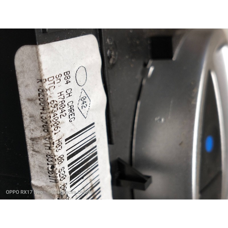 Recambio de mando calefaccion / aire acondicionado para renault megane ii berlina 5p confort authentique referencia OEM IAM 8200