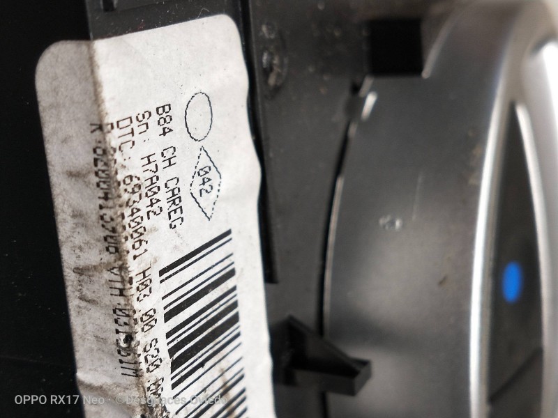 Recambio de mando calefaccion / aire acondicionado para renault megane ii berlina 5p confort authentique referencia OEM IAM 8200