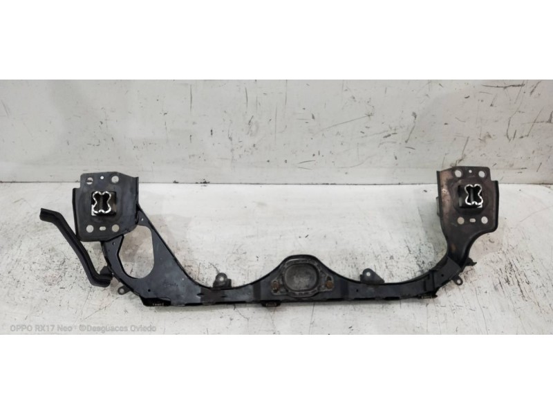 Recambio de travesaño inferior para audi a6 avant (4f5) 3.0 tdi quattro (171kw) referencia OEM IAM 4F0807134  