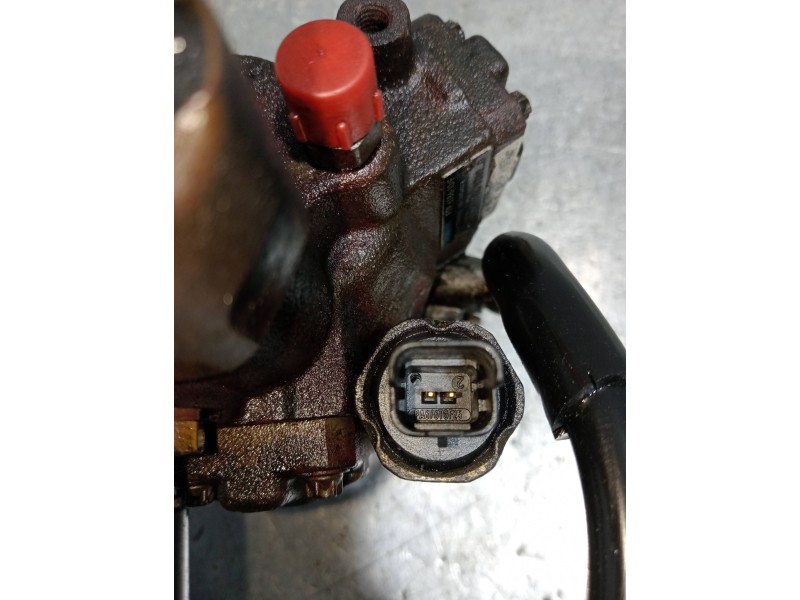 Recambio de bomba inyeccion para peugeot partner (s2) combiespace referencia OEM IAM A2C20000502 5WS40018 9636818480 SIEMENS