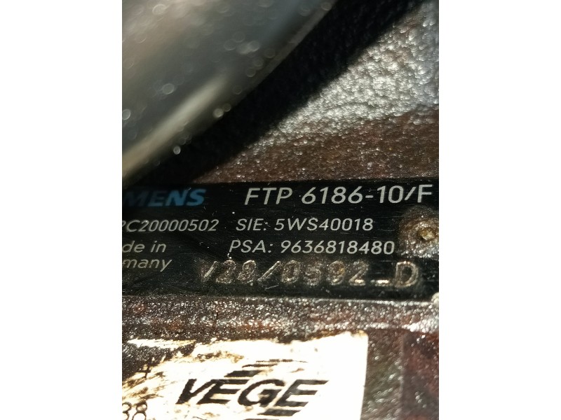 Recambio de bomba inyeccion para peugeot partner (s2) combiespace referencia OEM IAM A2C20000502 5WS40018 9636818480 SIEMENS