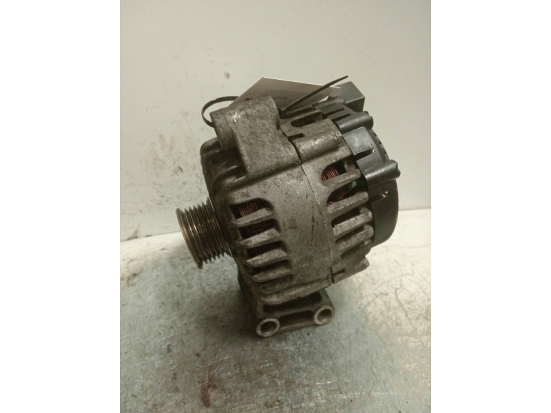 Recambio de alternador para ford fiesta (ccn) trend referencia OEM IAM AVN10300HA  