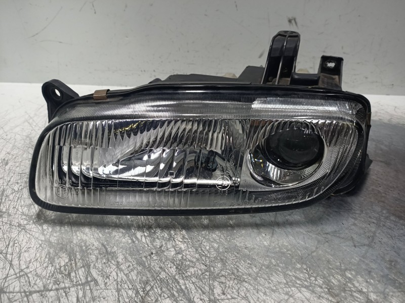 Recambio de faro izquierdo para mazda 323 berlina (bg) graffity referencia OEM IAM  LUPA 