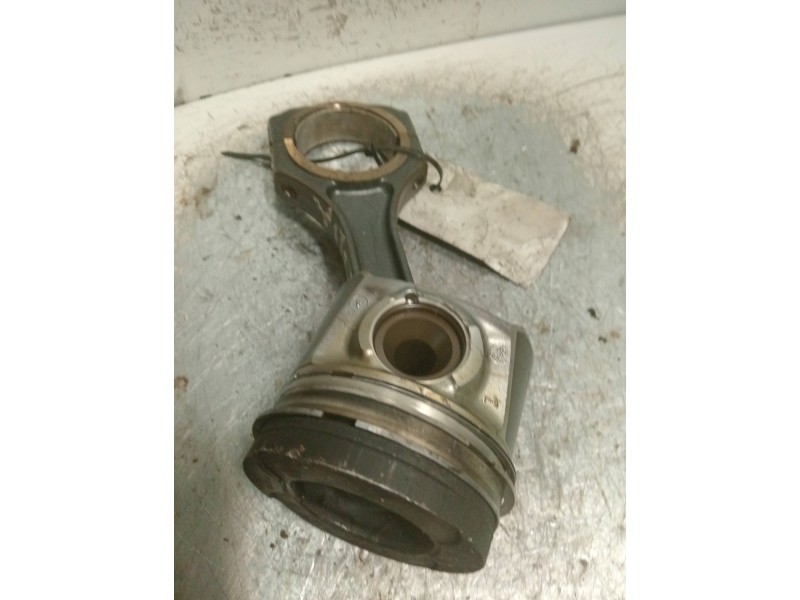 Recambio de piston para mercedes vito kombi (639) 113 cdi crew lang (639.603) referencia OEM IAM 21253  